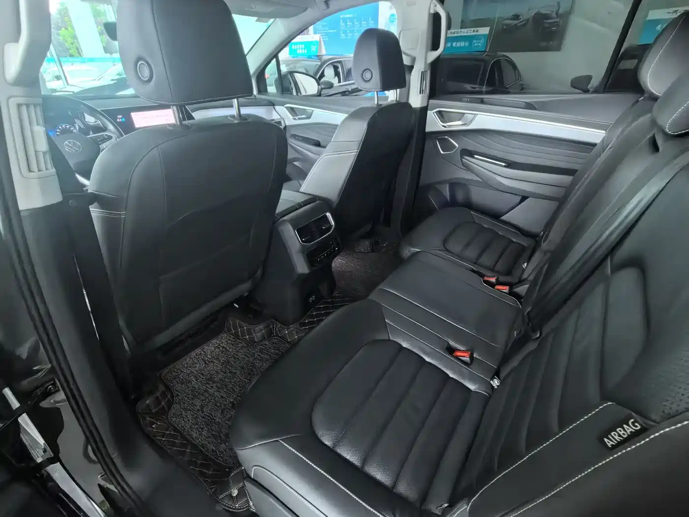 Volkswagen Talagon 2022 380TSI 4WD Luxury Premium Pro Edition 7-Seater фото 4