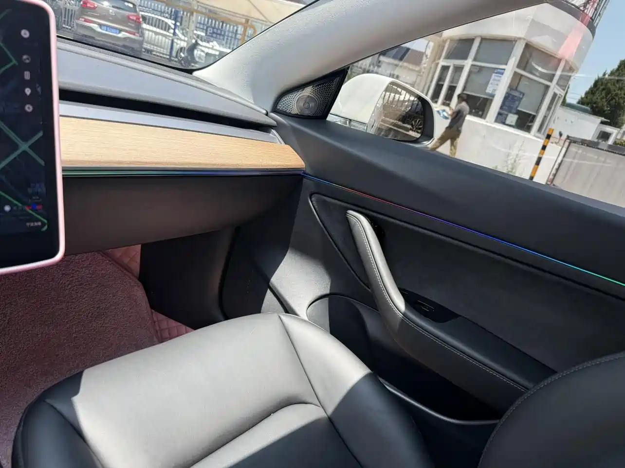 TESLA MODEL 3 (IMPORTED)