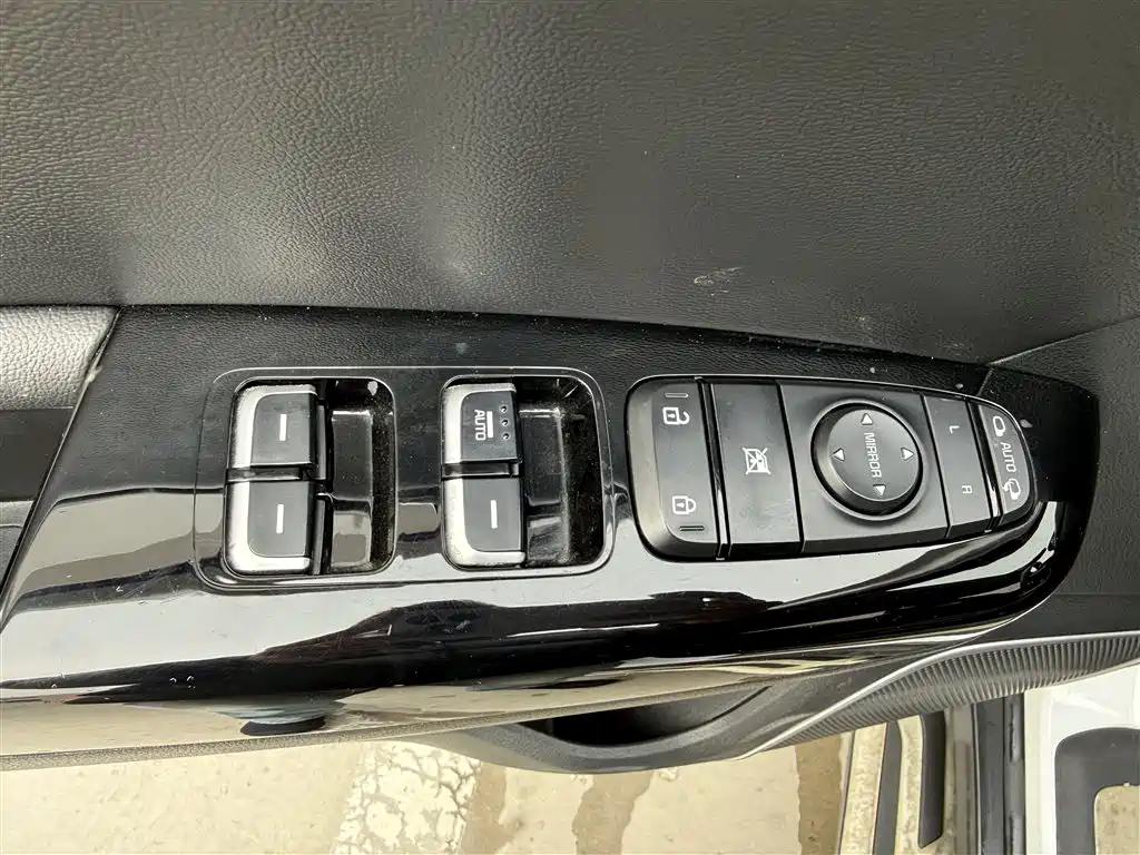 KIA KX5