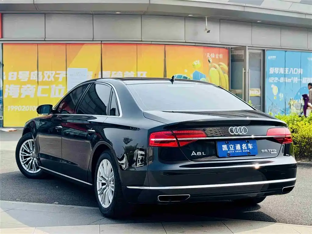 Audi A8 2014 A8L 45 TFSI quattro Comfort фото 4