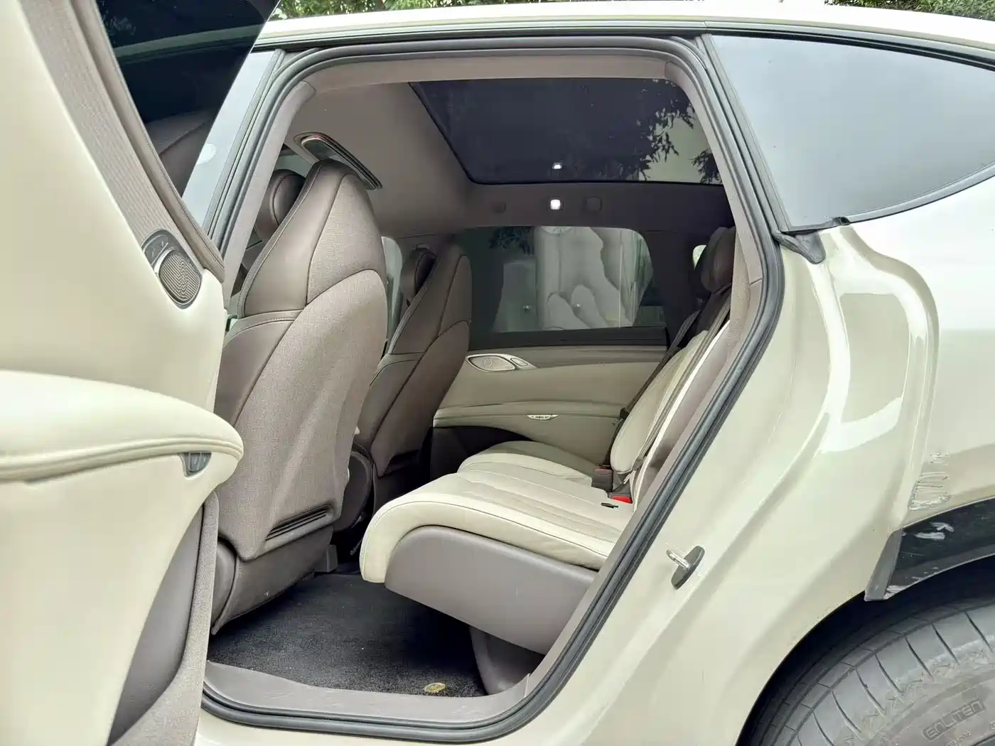 ZHIJI AUTOMOBILE ZHIJI LS7