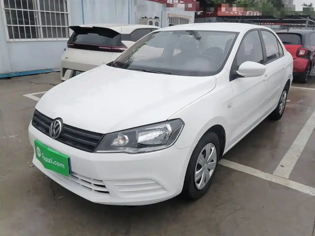 Volkswagen Jetta 2015 1.6L Manual Trend фото 2