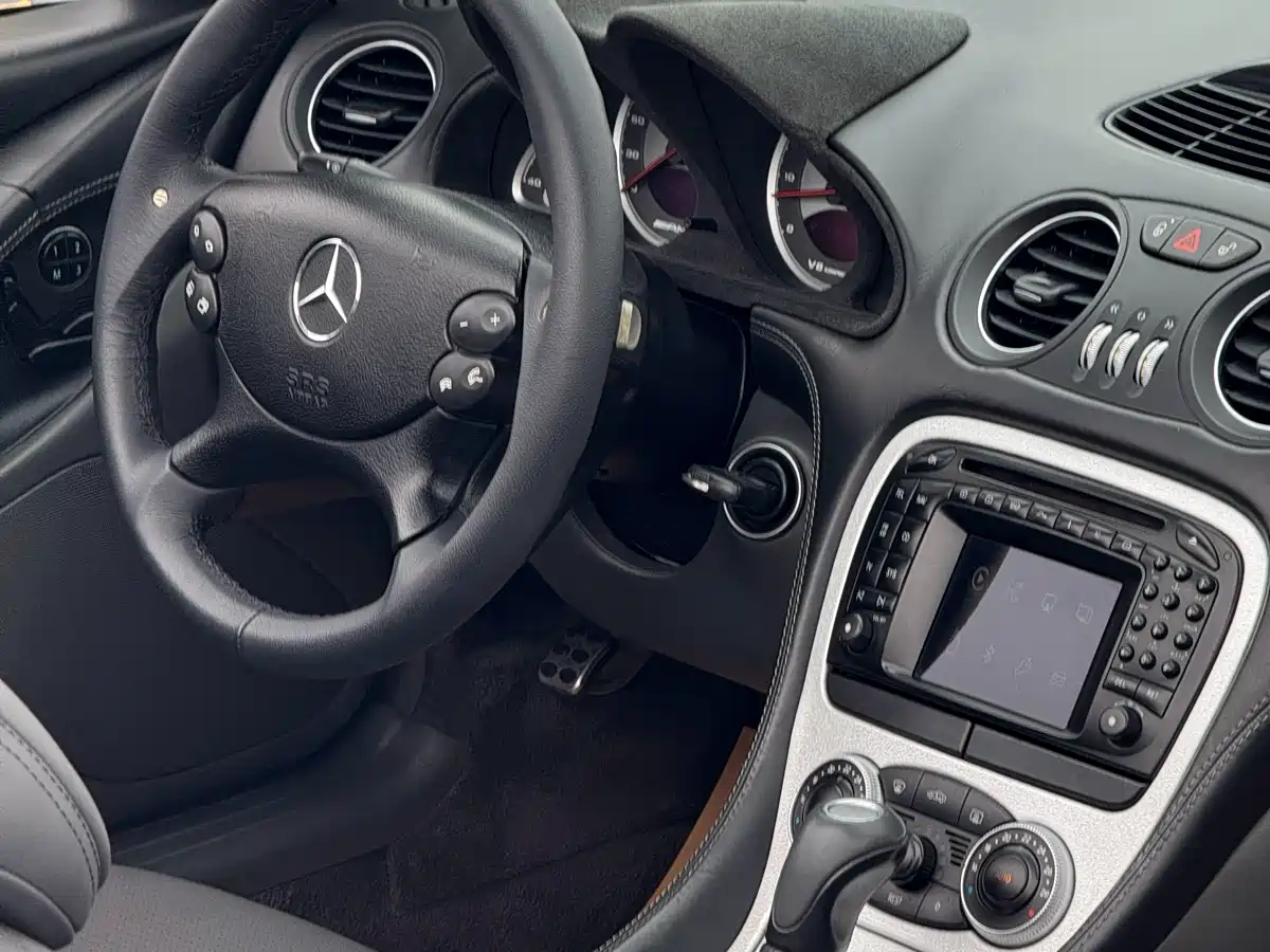 Mercedes-Benz SL-Class AMG фото 11