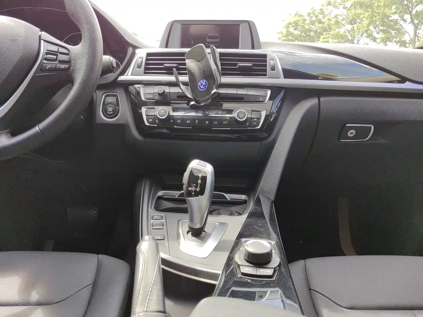 BMW 3 Series 2016 320Li Progressive фото 30