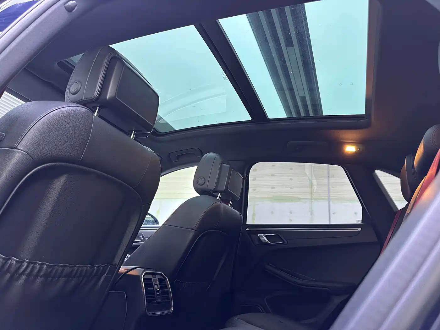 Porsche Macan 2018 Macan 2.0T фото 13