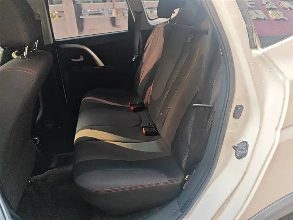 Changan CX20 2016 2014 1.4L IMT Sunroof Navigation Edition (China V)