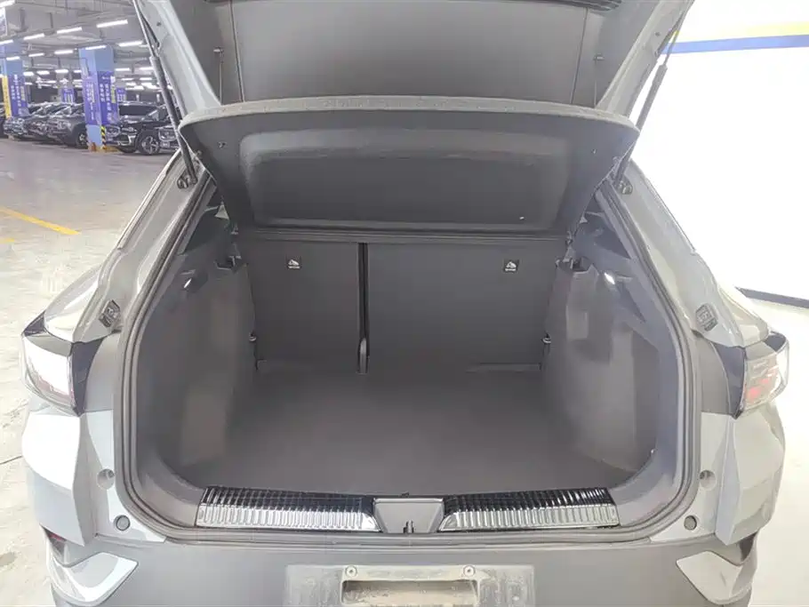 VOLKSWAGEN ID.4 CROZZ