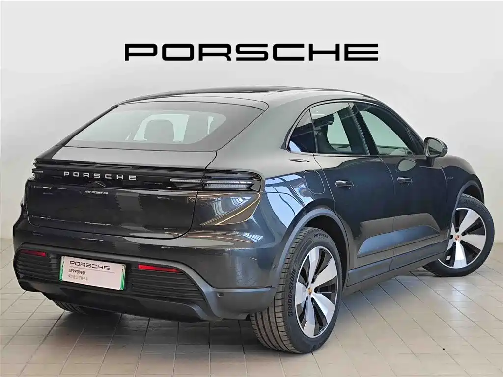 PORSCHE MACAN NEW ENERGY