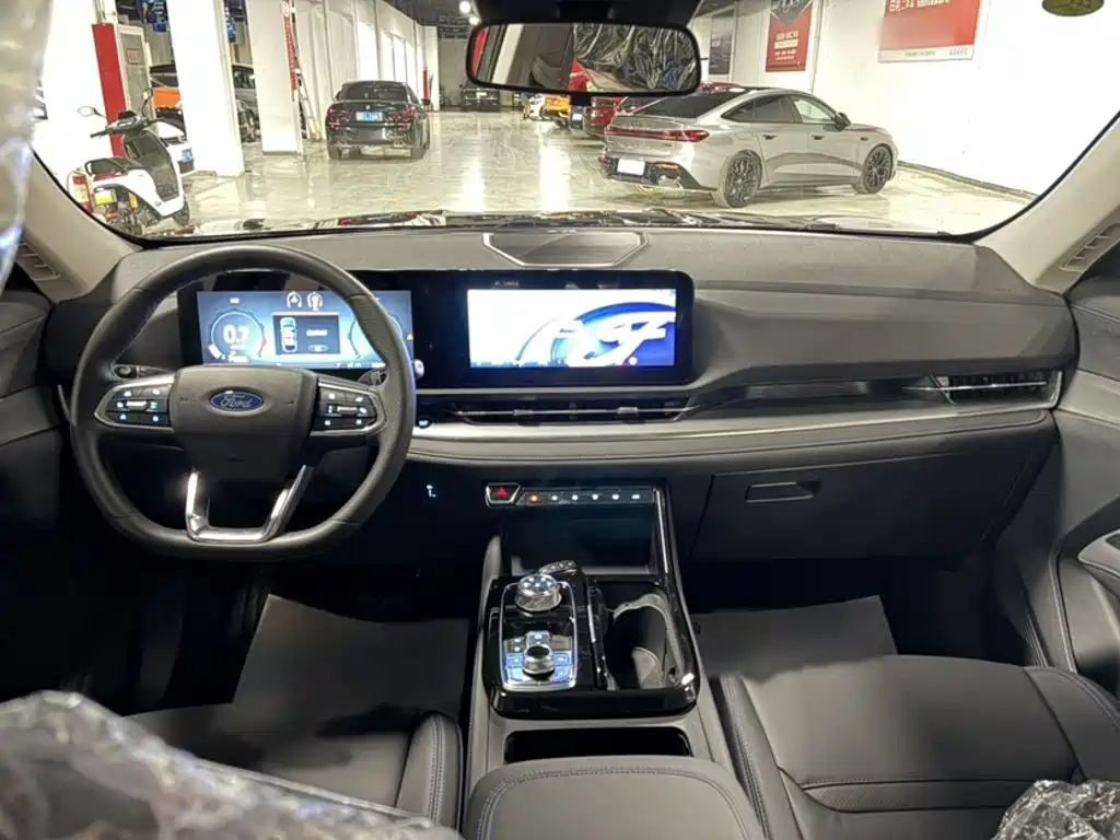 Ford Lingrui 2025 2025 EcoBoost 170 Platinum
