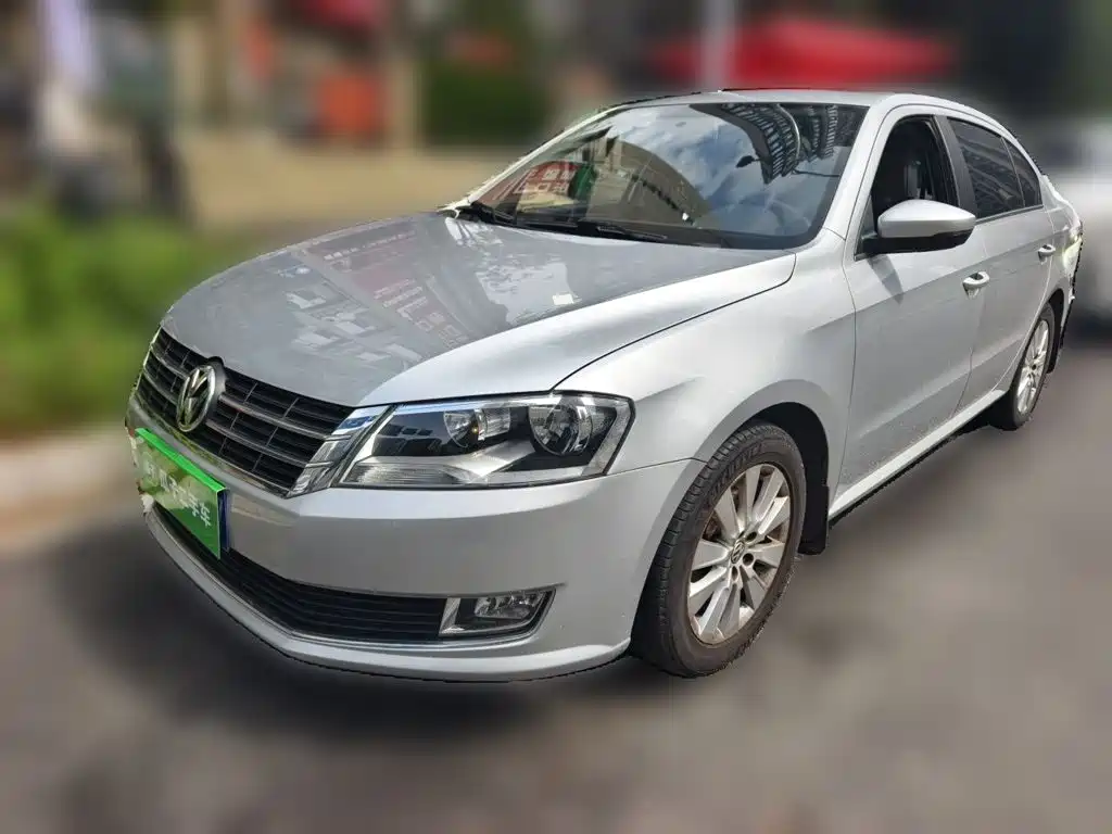 Фото 1 - Volkswagen Lavida