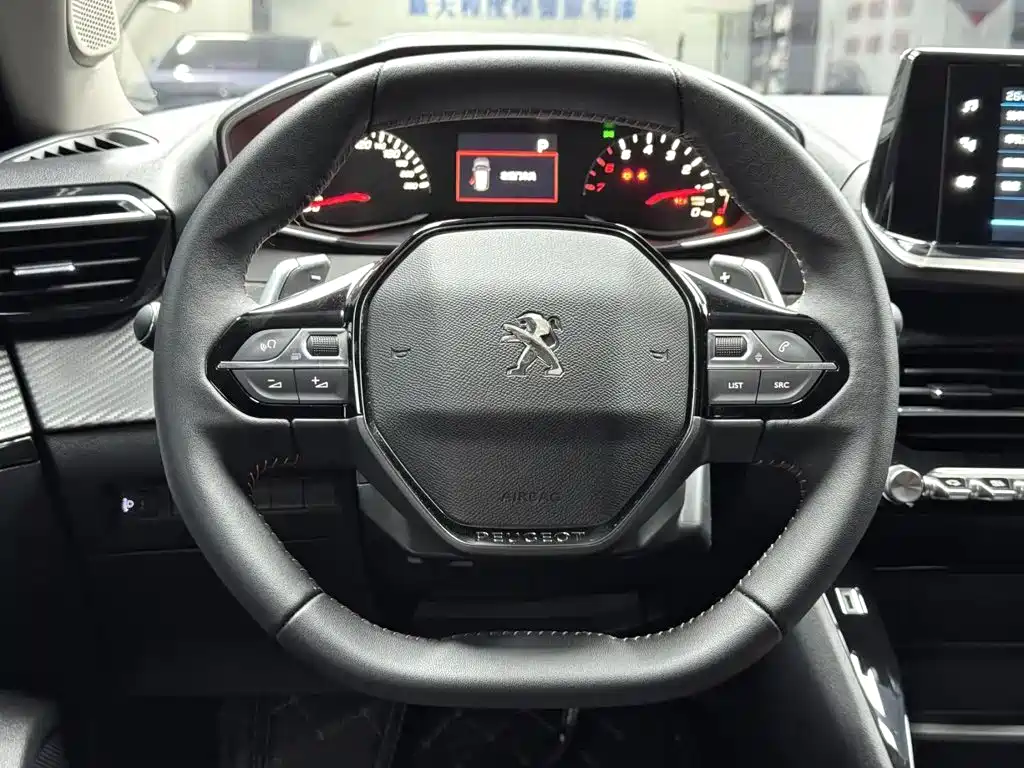 Peugeot 2008 2023 2022 230THP THE ONE