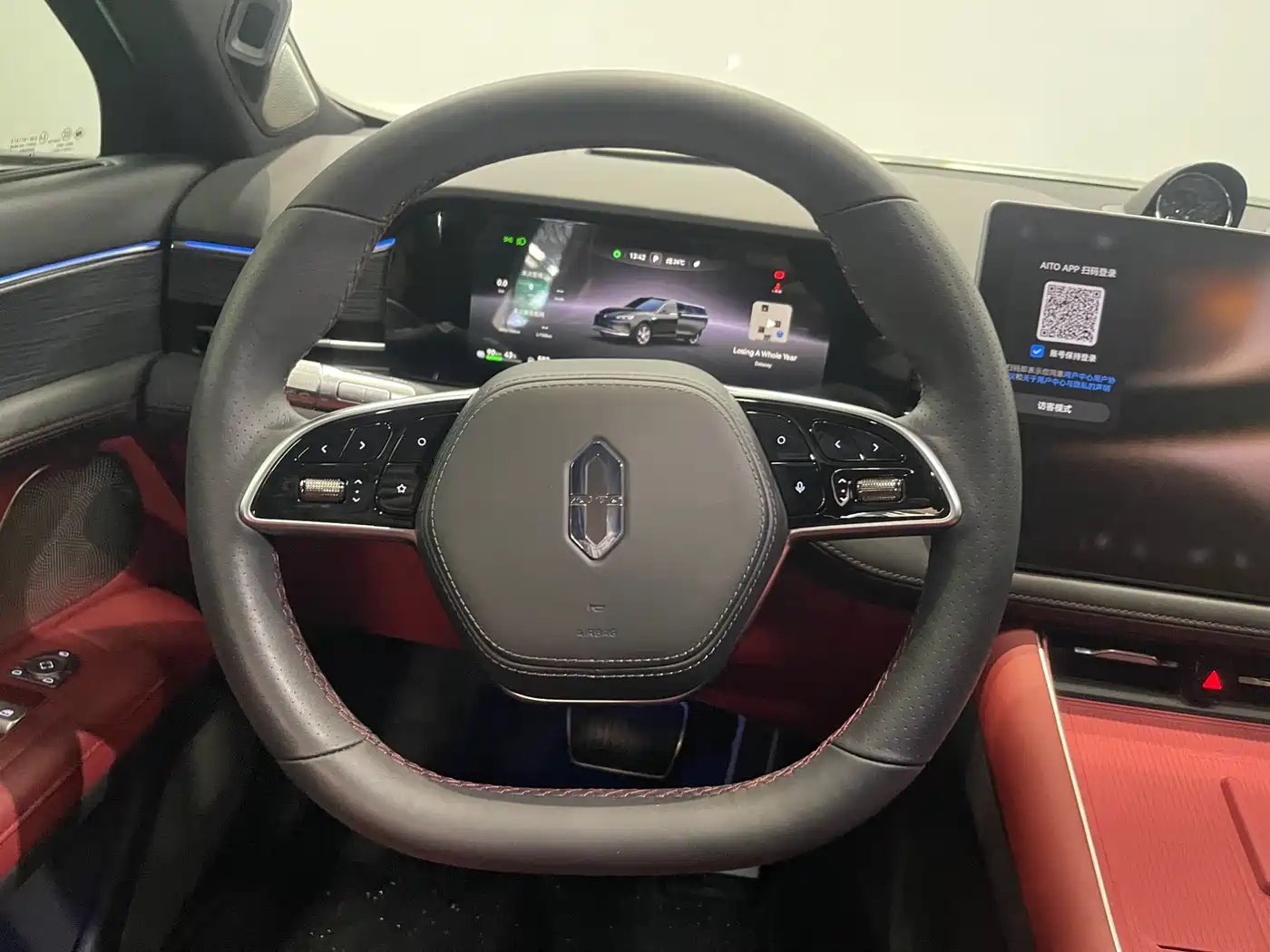 AITO Wenjie AITO M5 2025 Extended Range Ultra AWD фото 7