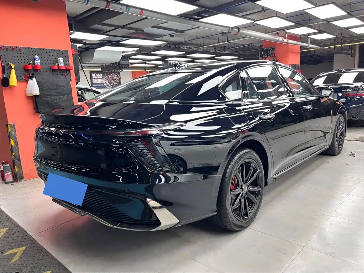 Hongqi H6 2025 2025 Model 2.0T Fashion Edition