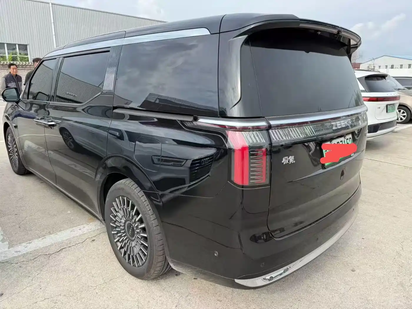 ZEEKR EXTREME KRYPTON 009