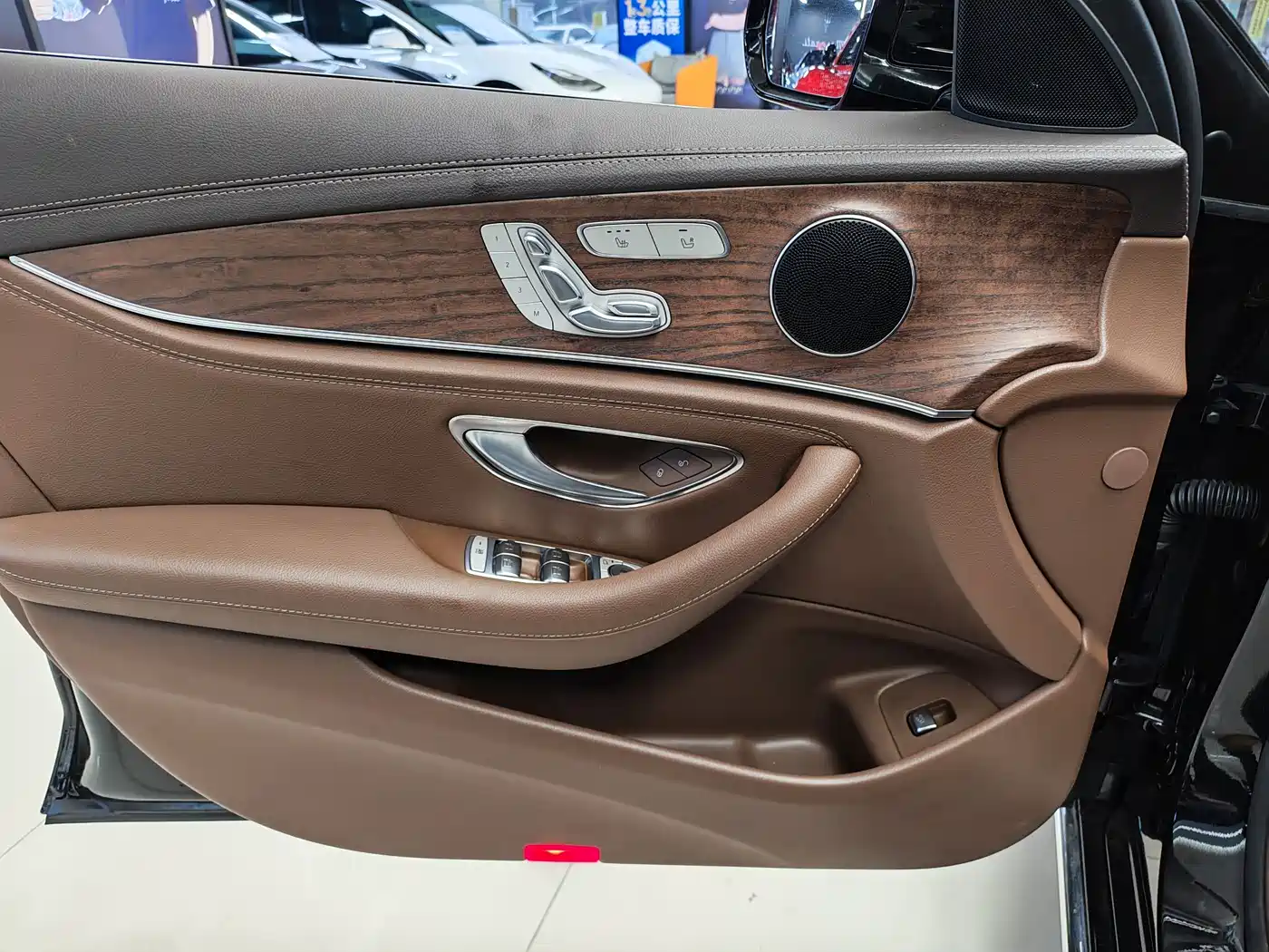 Mercedes-Benz E-Class 2023 E 300 L Fashion фото 10