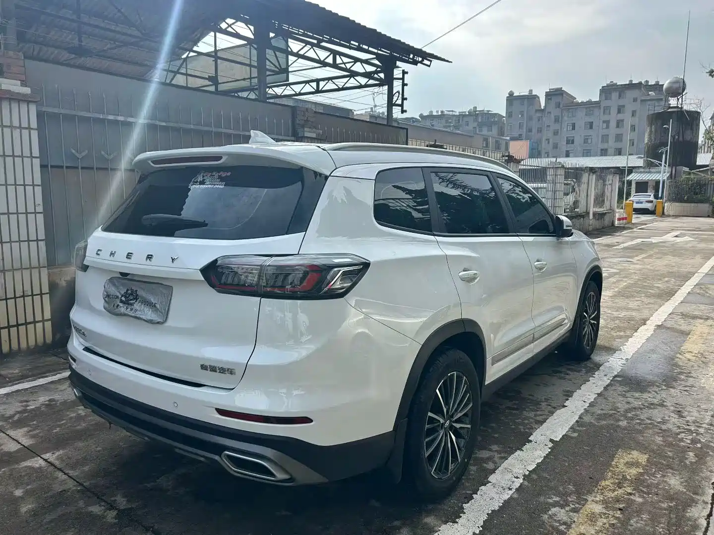 Photo 9 - Chery Tiggo 8