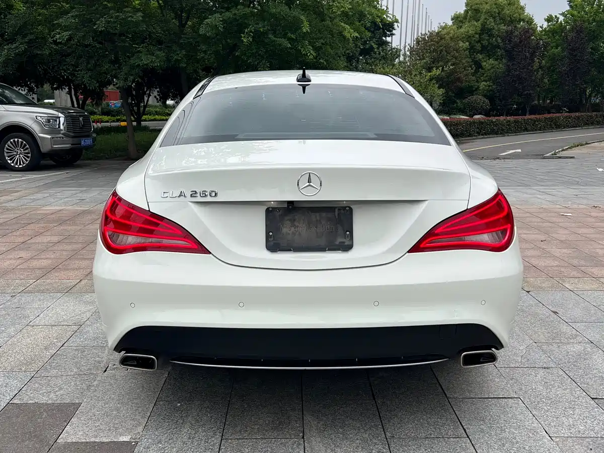 Mercedes-Benz CLA (Import) 2015 CLA 200 фото 14