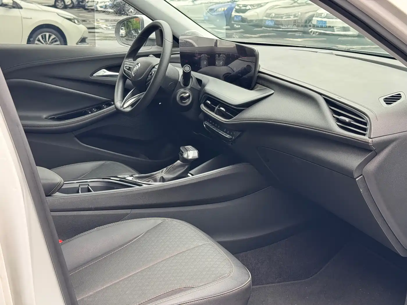 Buick Verano 2023 Pro Joy Edition фото 8