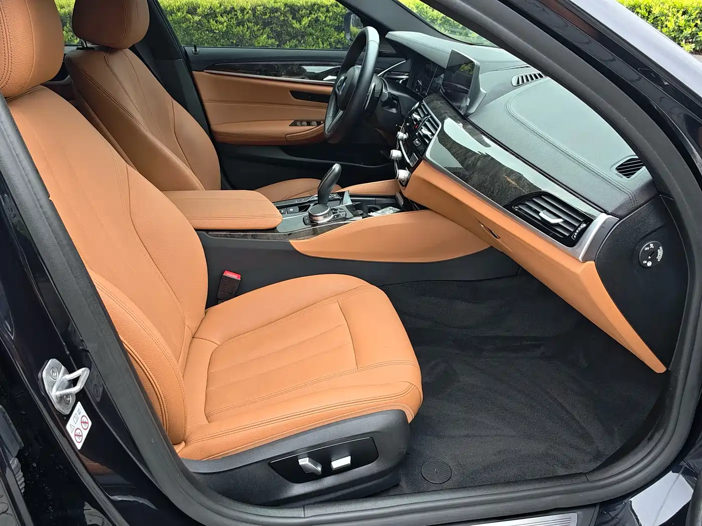 BMW 5 Series 2019 530Li Leading M Sport Package фото 3