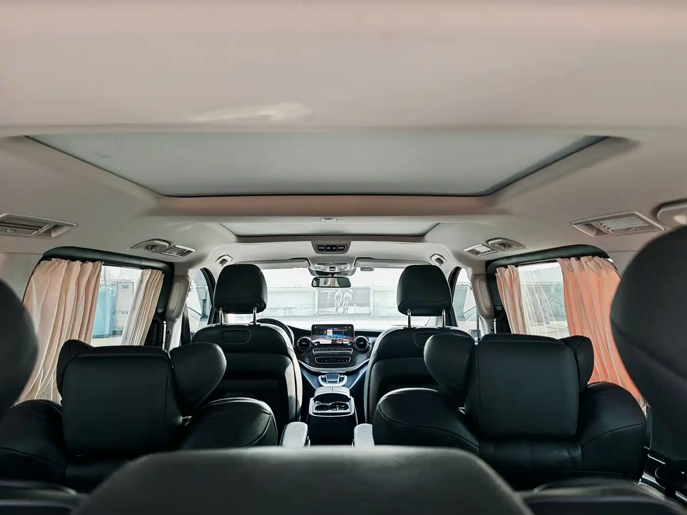 Mercedes-Benz V-Class 2021 V 260 Pilot Edition фото 19