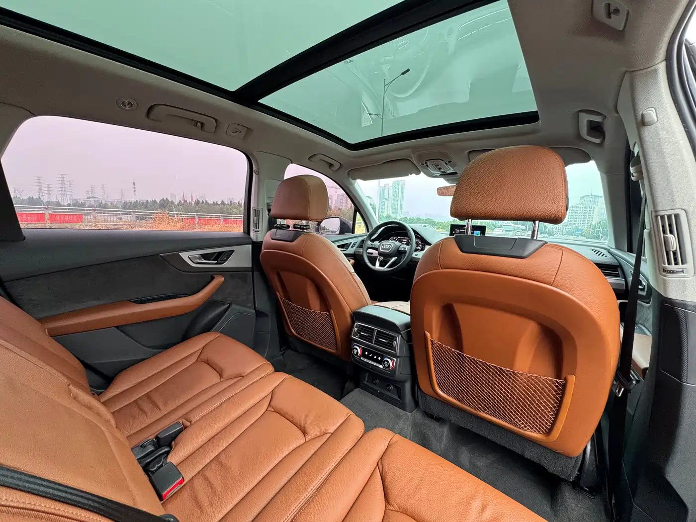 Photo 32 - Audi Q7
