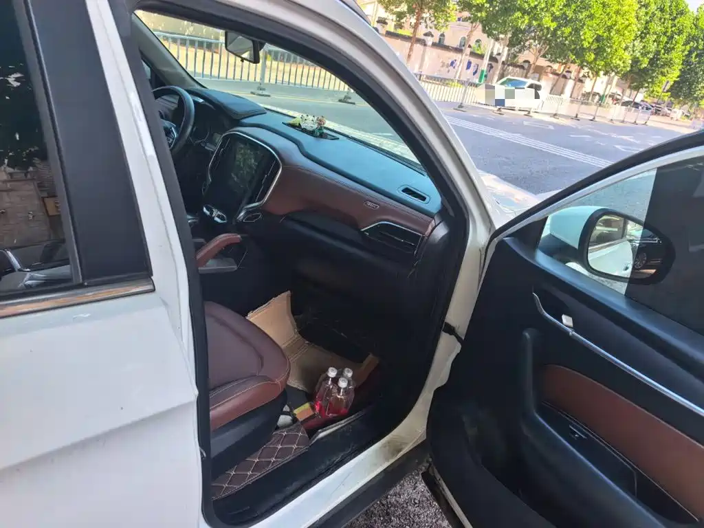 Zhonghua V6 2018 2018 1.5T Automatic Luxury