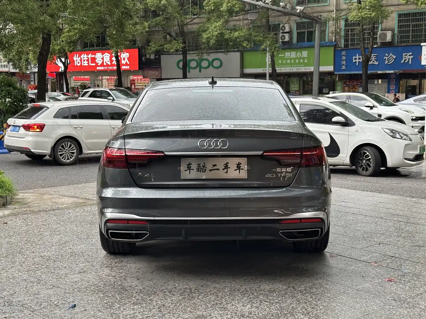 Фото 8 - Audi A4L