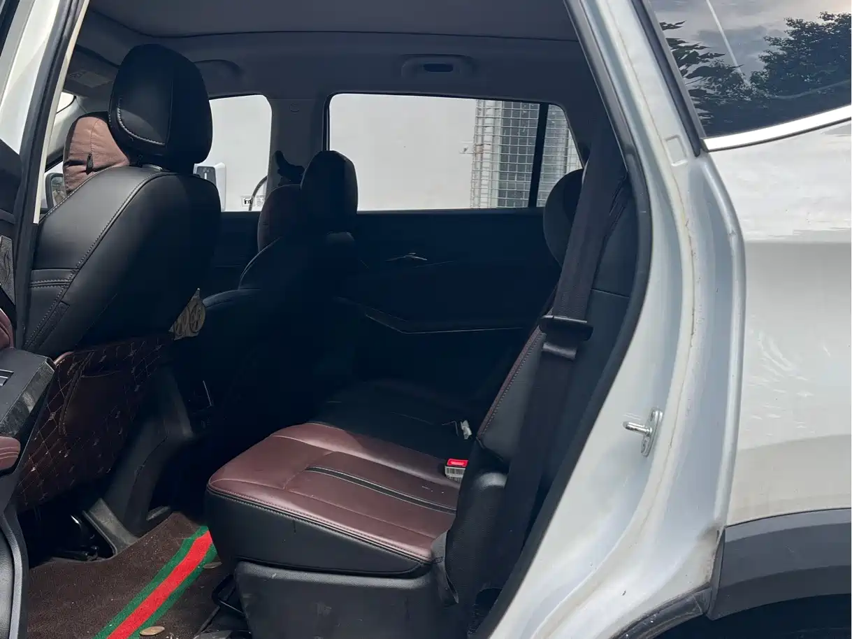 Sehol X8 PLUS 2023 2023 1.5TGDI DCT Smart Family Edition (7-seater)