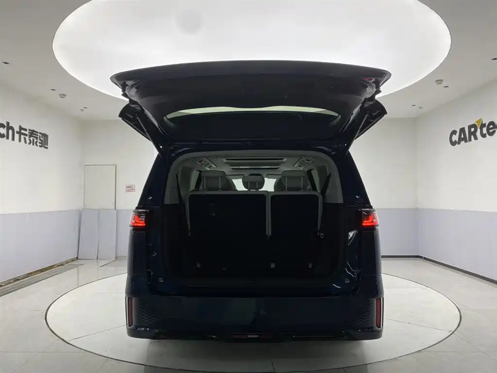 Voyah Auto Voyah Dreamer 2025 PHEV AWD Flagship Kunpeng Edition фото 32