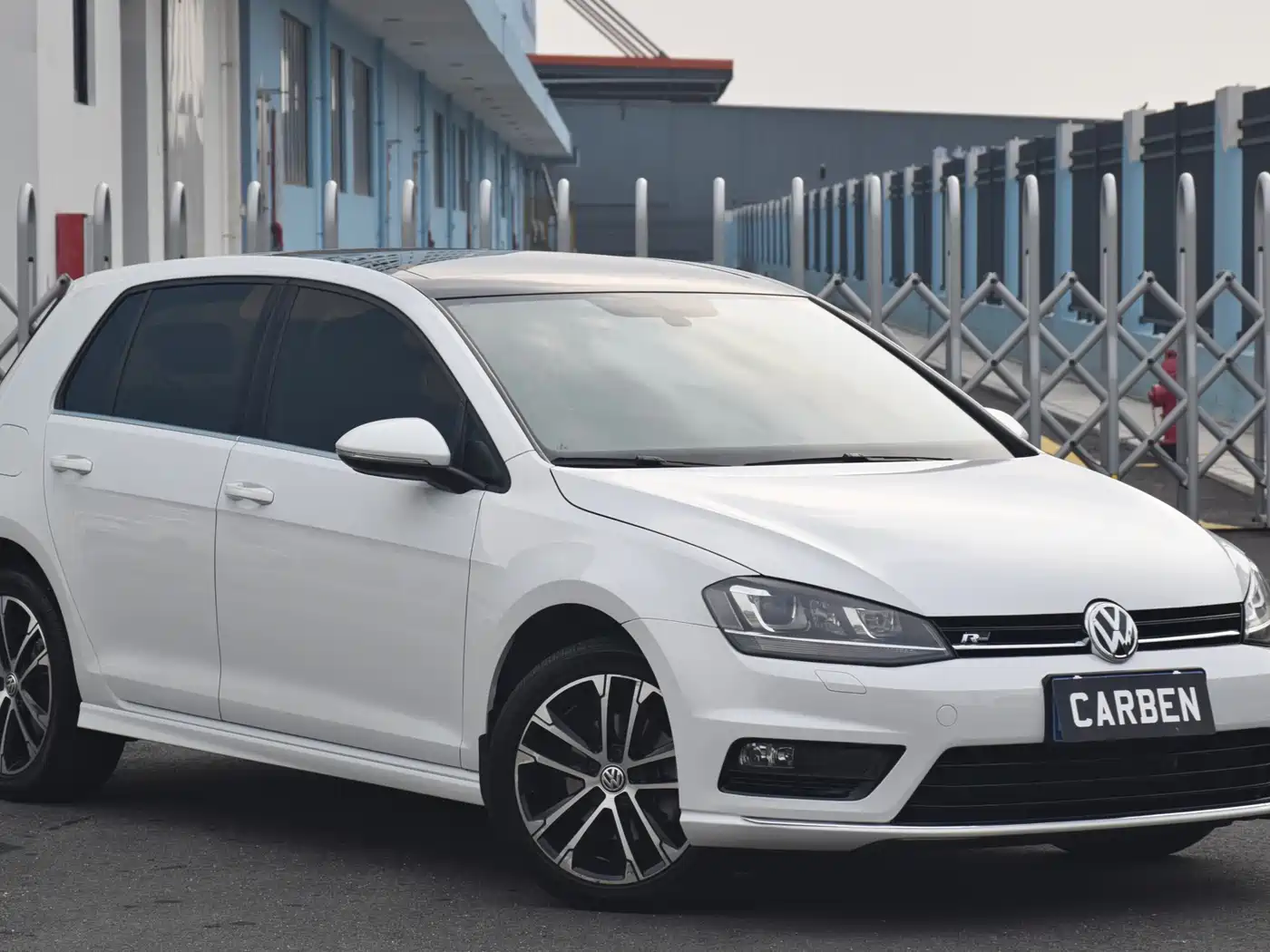 Volkswagen Golf 2016 1.4TSI Automatic R-Line фото 3