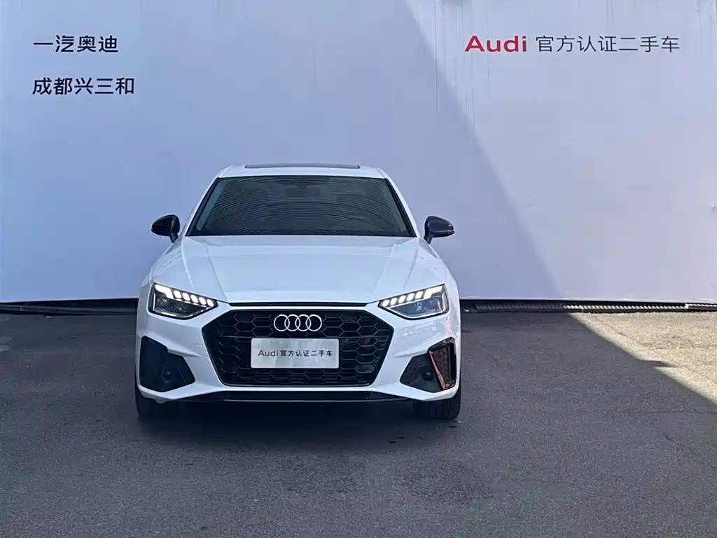 Audi A4L 2022 40 TFSI Luxury Dynamic фото 2