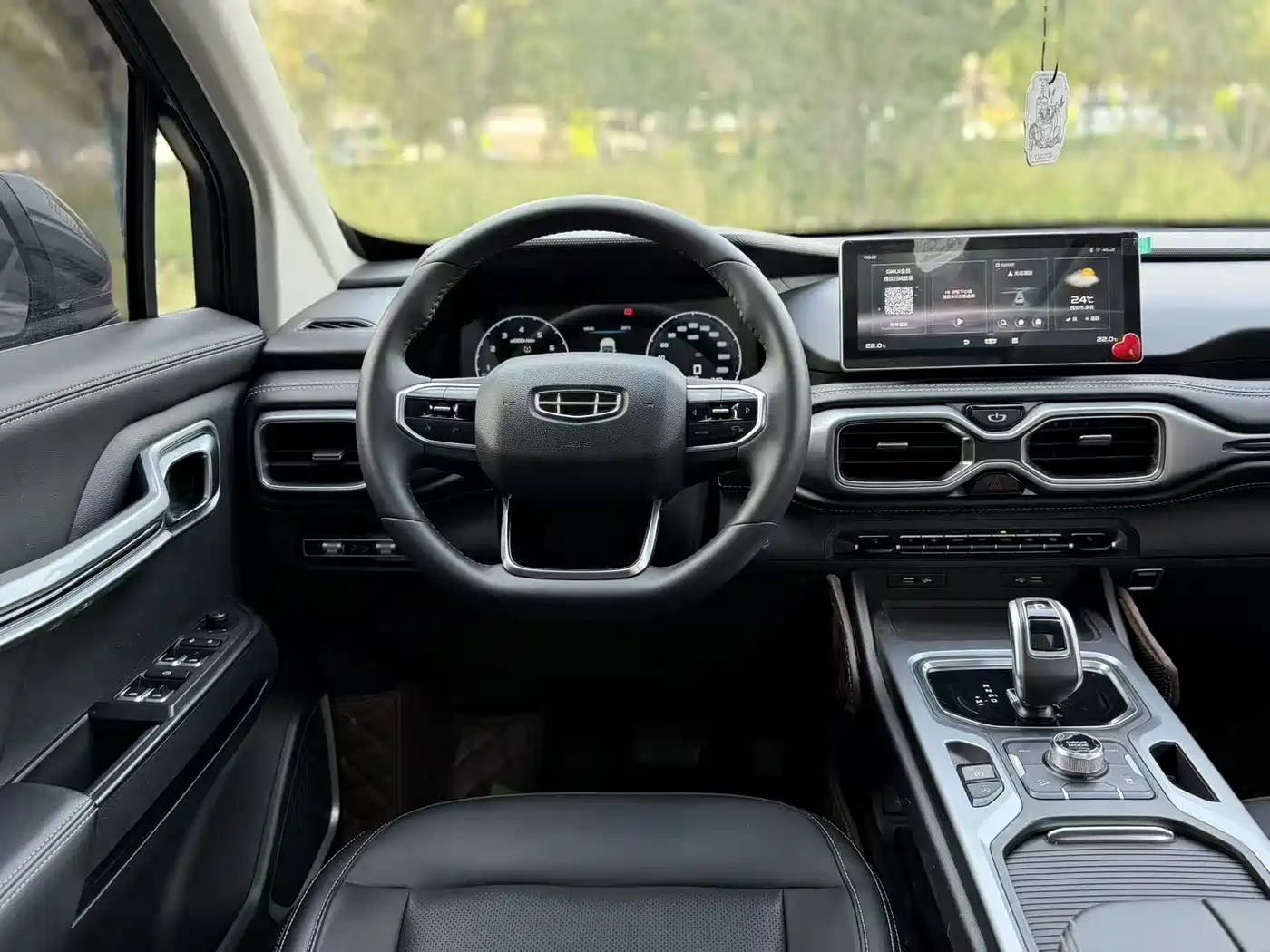 Geely Okavango 2021 2020 1.8TD DCT Luxury 7-Seater