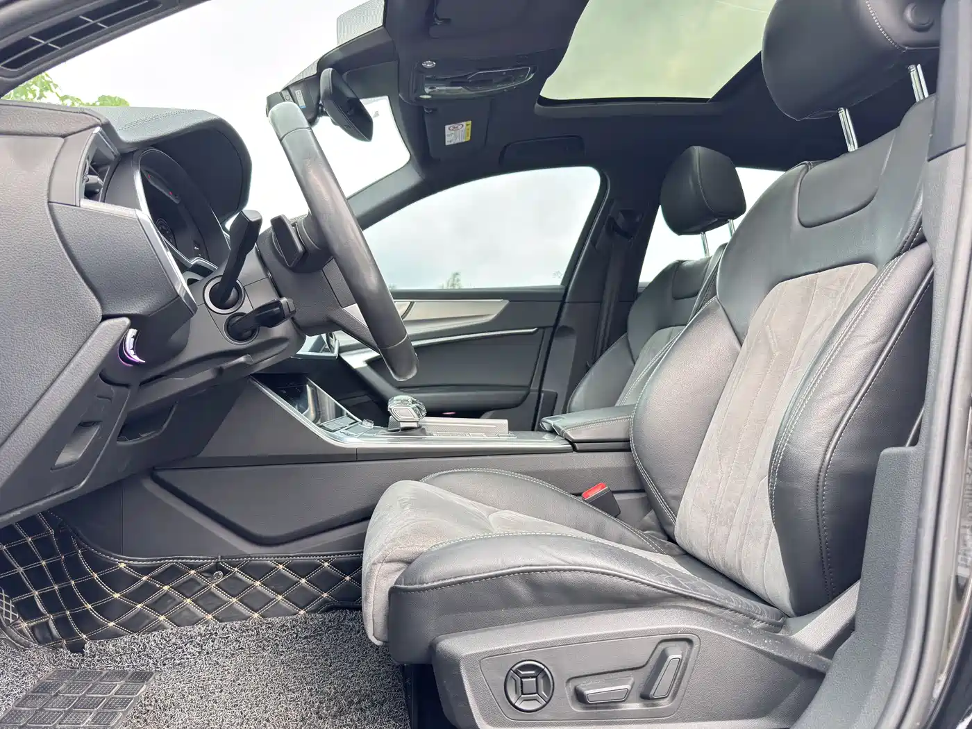 Audi A6L 2022 40 TFSI Luxury Dynamic фото 12