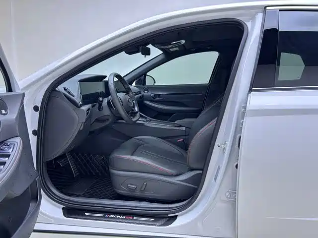 Hyundai Sonata 2020 380TGDi Automatic GLS Luxury Edition фото 12