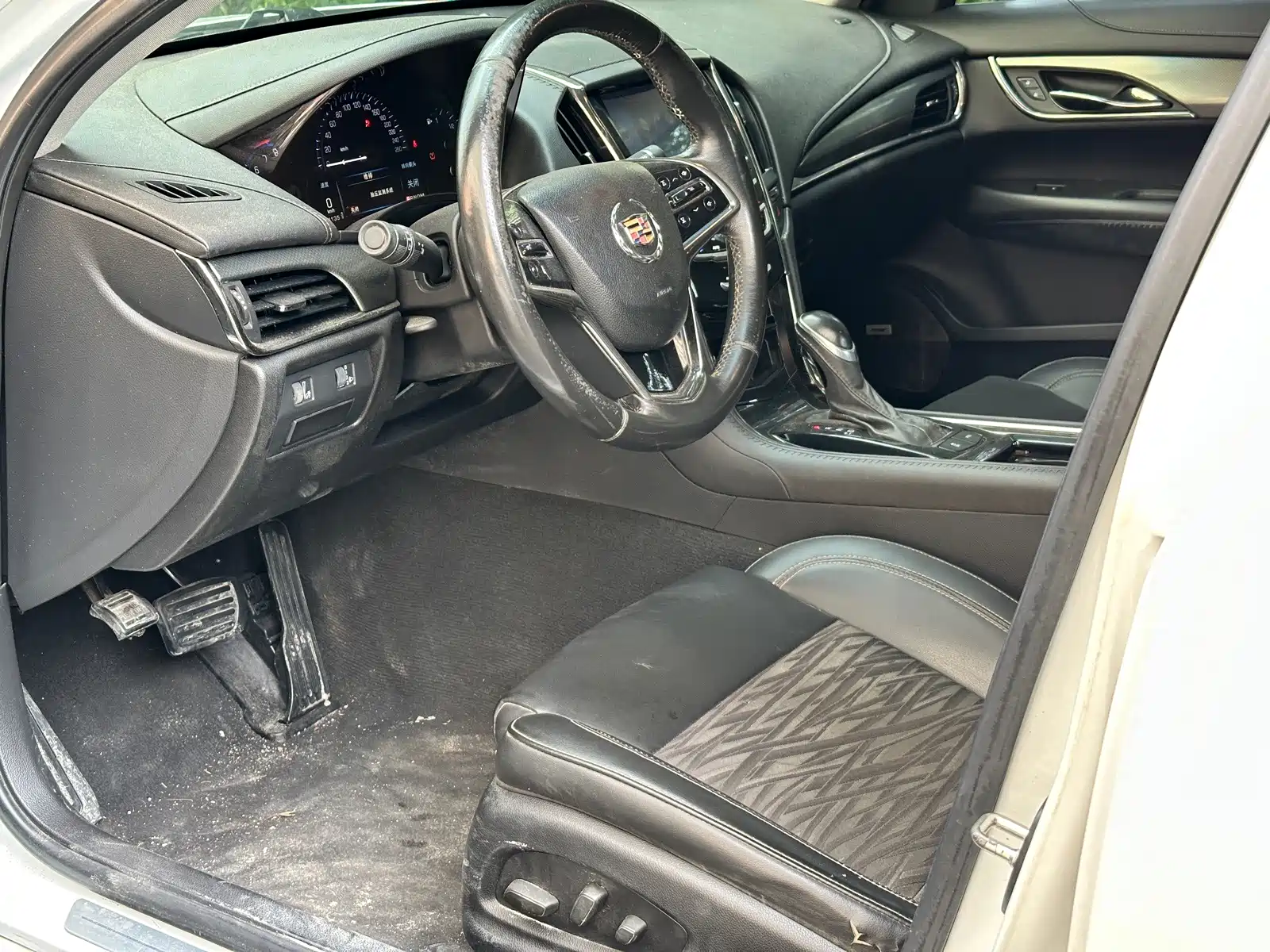 صورة 7 - Cadillac ATS-L
