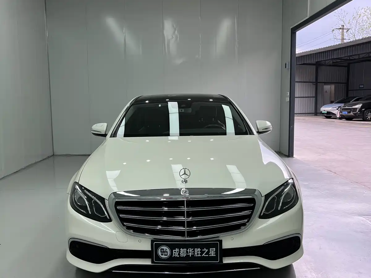 Mercedes-Benz E-Class 2016 E 300 L Fashion Type фото 2