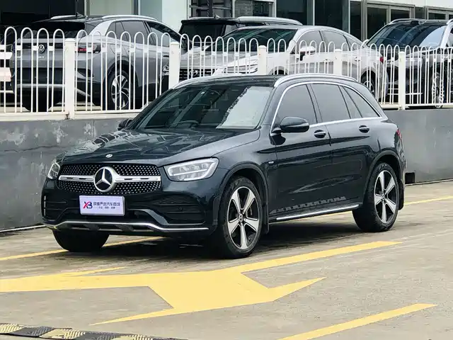 Mercedes-Benz GLC 2022 Facelift GLC 300 L 4MATIC Dynamic Collector's Edition — фото 1