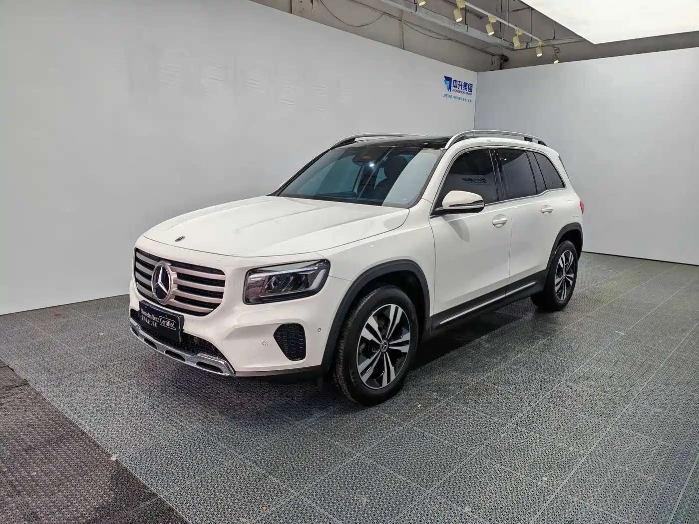 Mercedes-Benz GLB 2025 Model GLB 200 Dynamic Edition