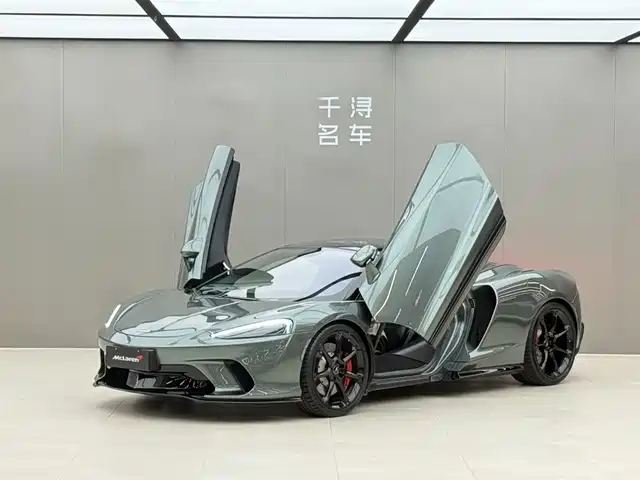 McLaren GT 4.0T, Стандарт