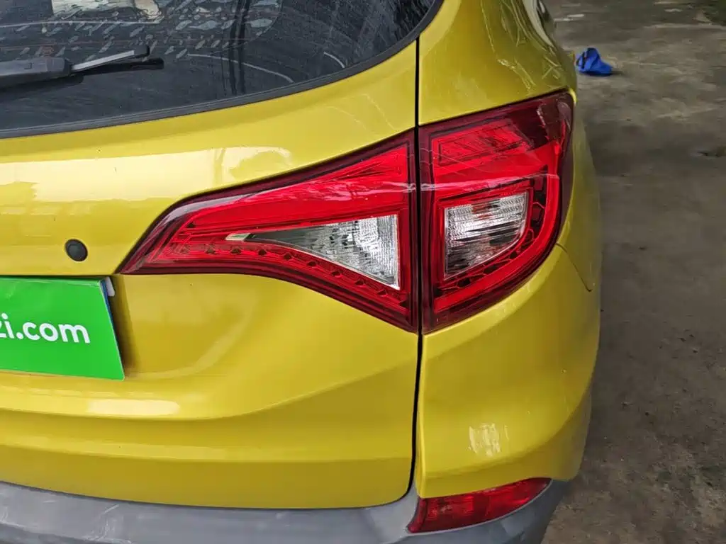 Фото 8 - BYD Song