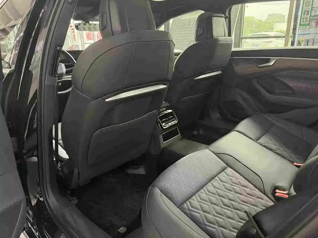 2026 Audi A6L