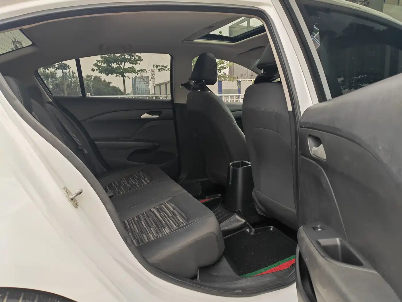 Chevrolet Cavalier 2019 320 Auto Sunroof Enjoyment Edition фото 13
