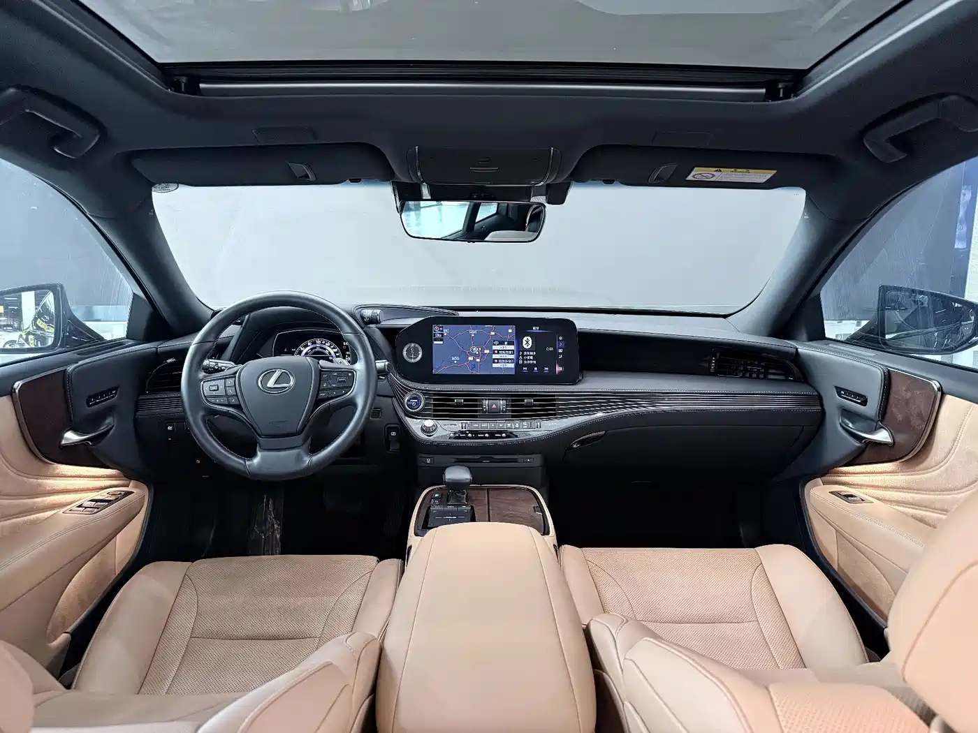 Lexus LS 2022 2021 500h Excellence Edition