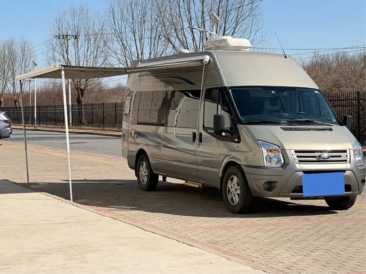 Ford New Generation Transit 2018 2016 Model 2.2T Long Wheelbase 6-Seater High-Roof Multi-Purpose Vehicle