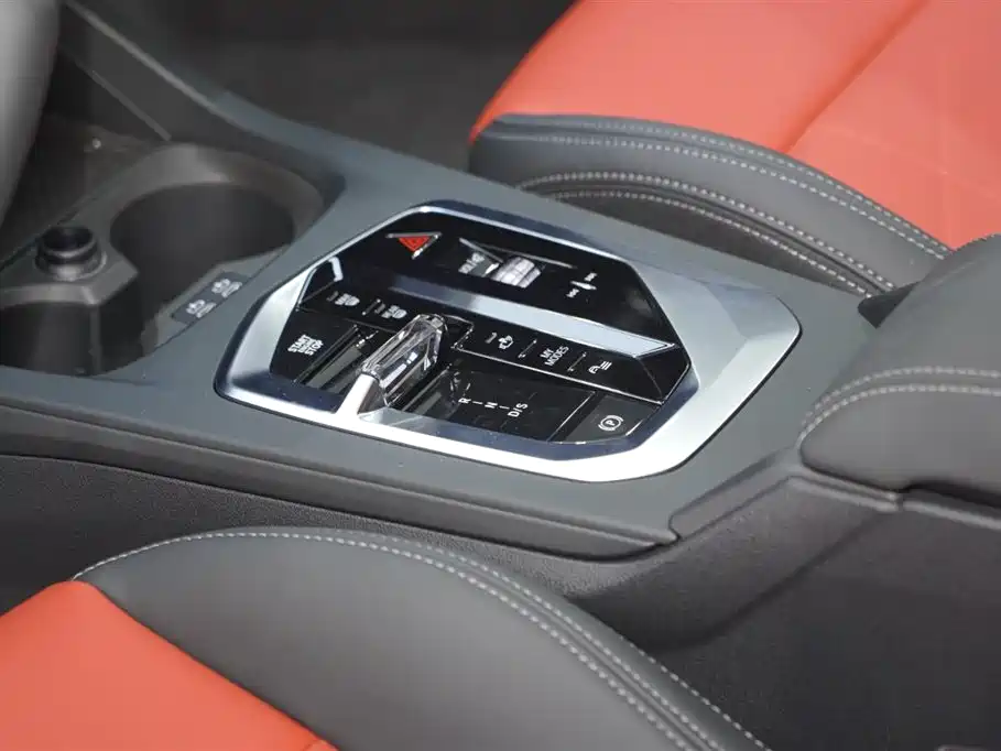 BMW M235L 2025 M235L фото 14
