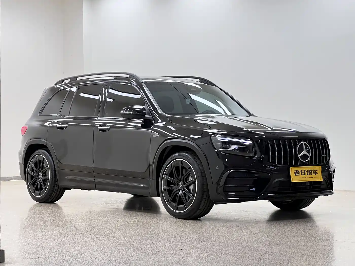 MERCEDES-BENZ GLB AMG