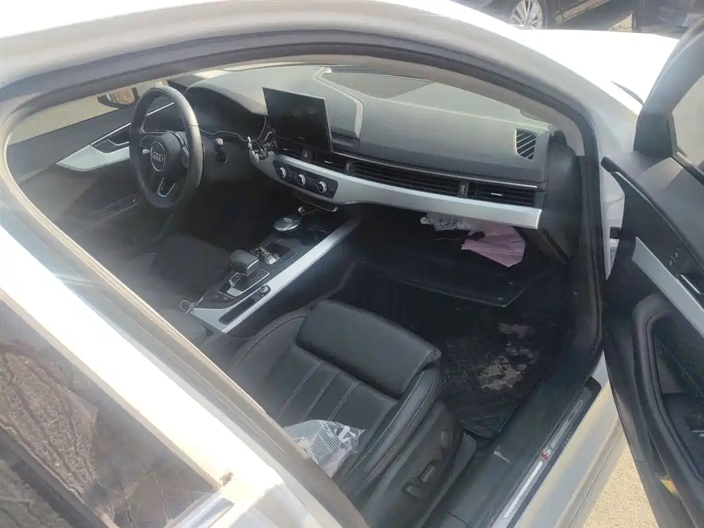 Audi A4L 2020 40 TFSI Fashion Dynamic Edition фото 21