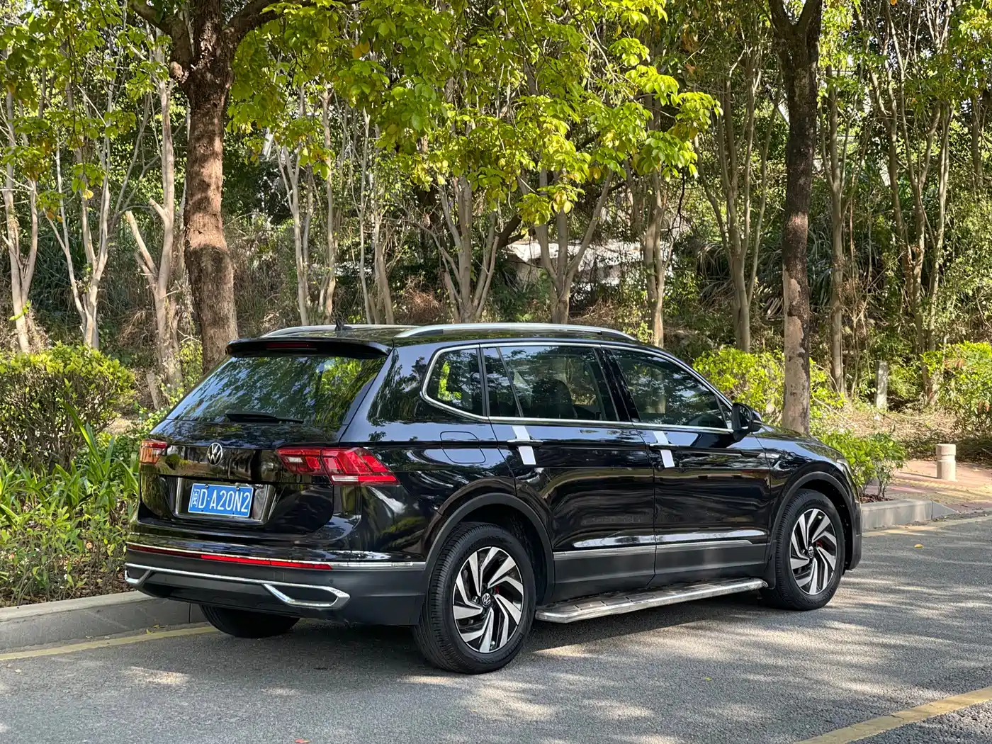 Volkswagen Tiguan L 2021 330TSI Automatic 2WD Comfort фото 4