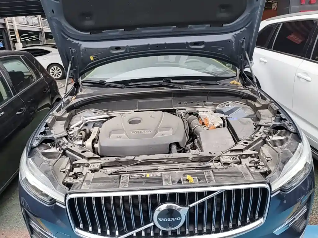 Volvo XC60 Plug-in Hybrid 2023 2024 T8 PHEV Long Range AWD Smart Elegance Luxury Edition