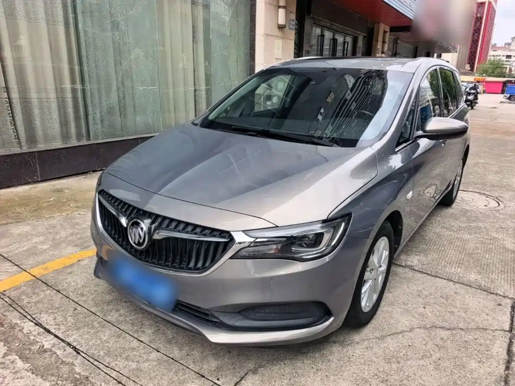 Фото 2 - Buick GL6